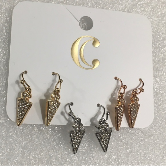 Charming Charlie - Pack of Earrings - Picture 3 of 15